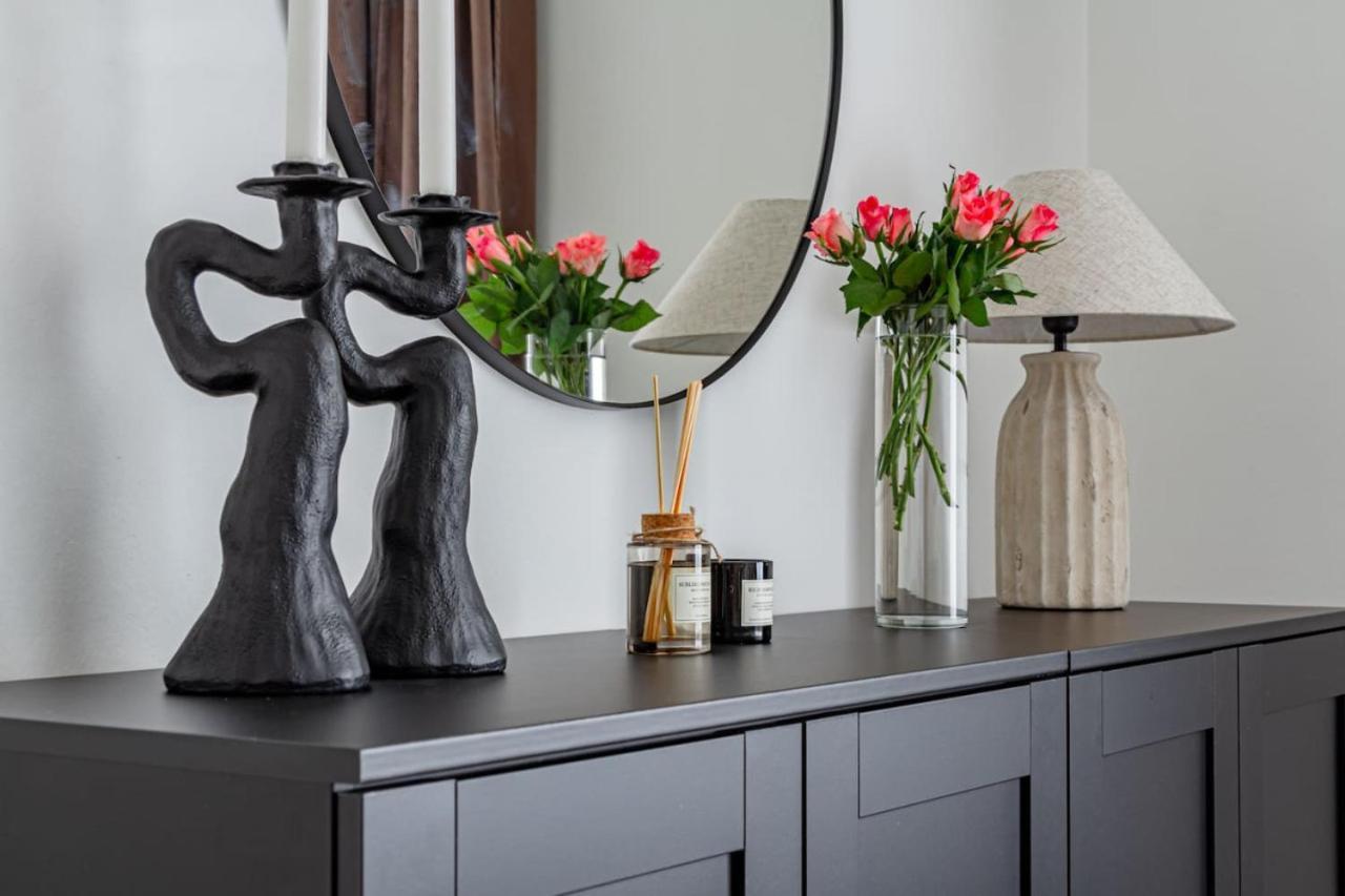 Affordable Stay In Creative Sofo - Construction Work Stockholm Eksteriør bilde